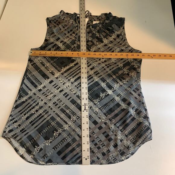 Cabi Top Womens M Medium Plaid Floral Graphic Trellis Ruffled Collar Keyhole Tie - Picture 8 of 13